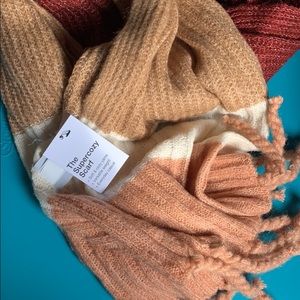 So and lauren conrad scarves